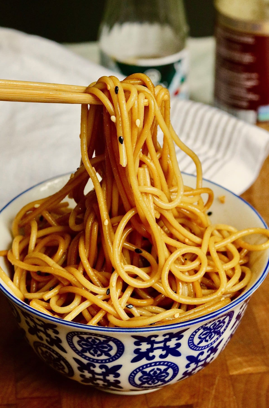 Hibachi Noodles - A plate of perfectly cooked noodles tossed in a savory blend of soy sauce, teriyaki, and sesame oil.