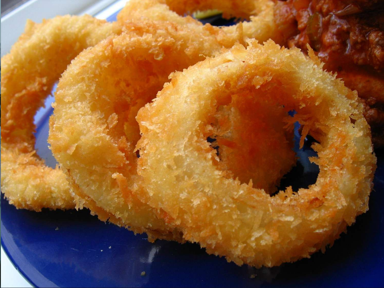 Crispy Homemade Onion Rings - Golden Brown Delight