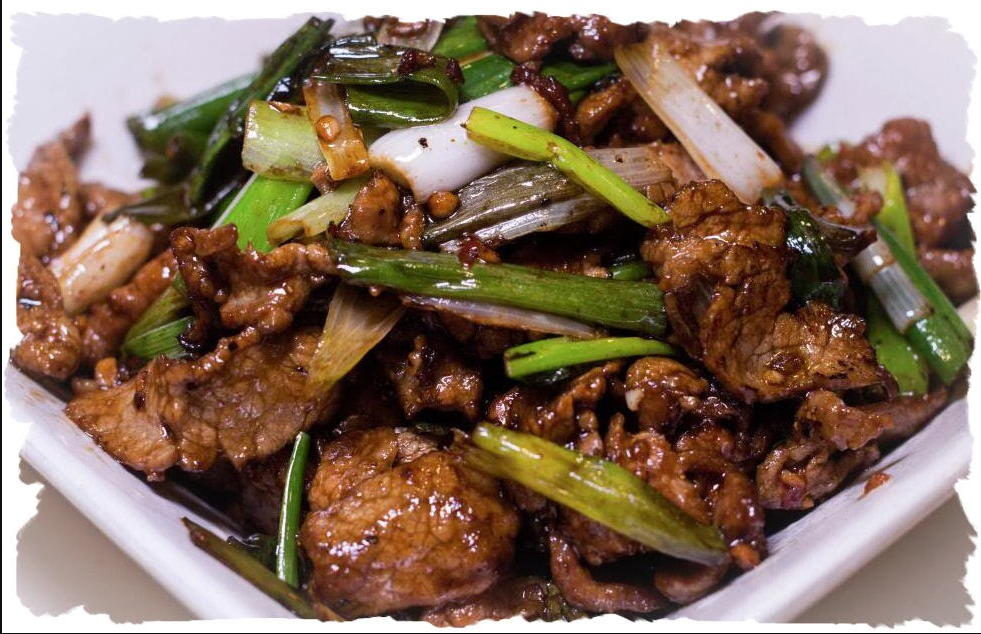 Sizzling Beef Chop Suey in a pan